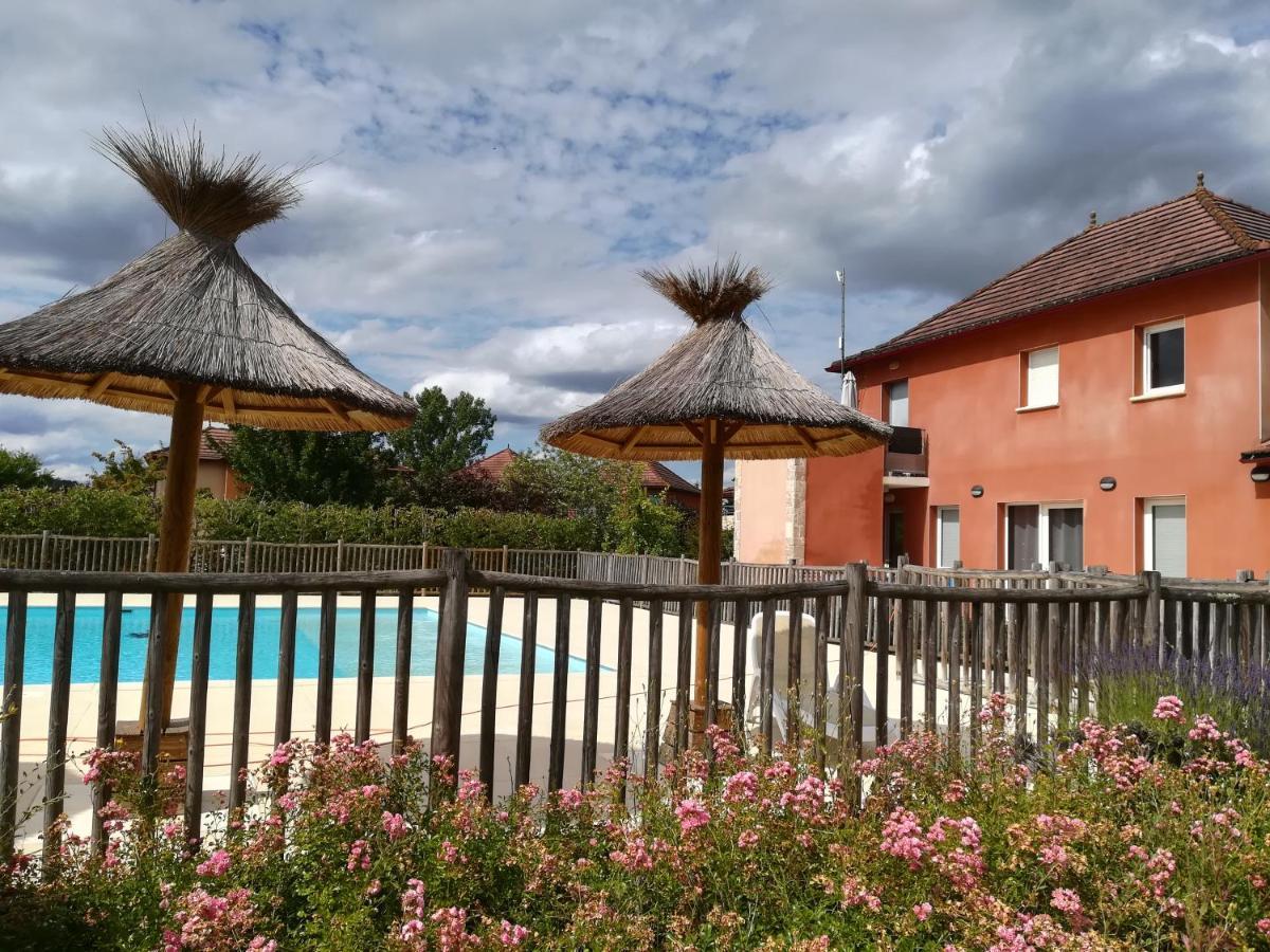 "Chezvero46" Residence 3 Etoiles Avec Piscine, Wifi Et Velos Prayssac Buitenkant foto
